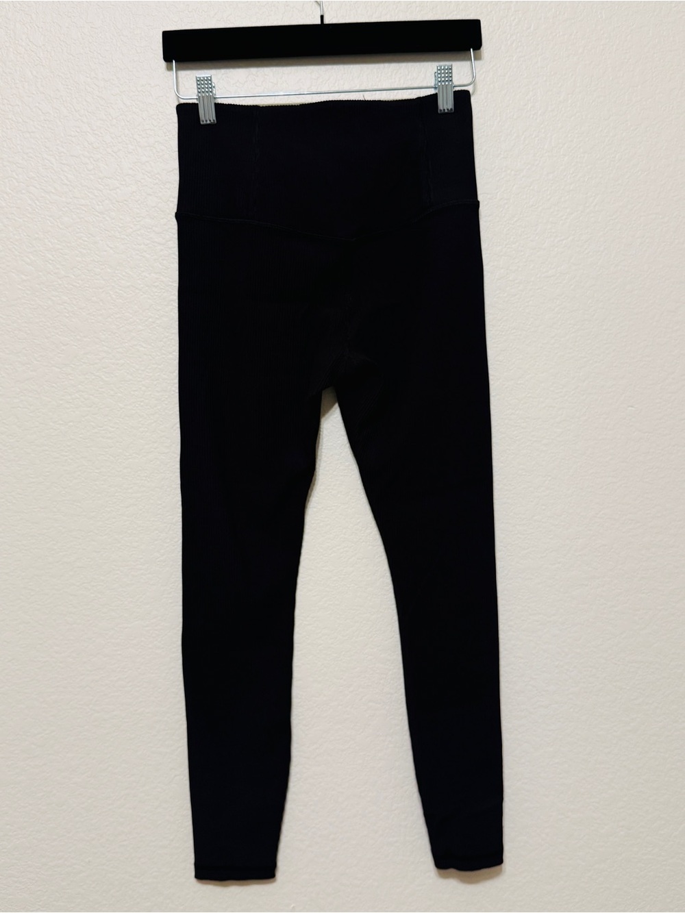 π¦ Athleta| Like-New Elation Rib Tight Leggings Black Size M High Rise Ribbed - Picture 4 of 9